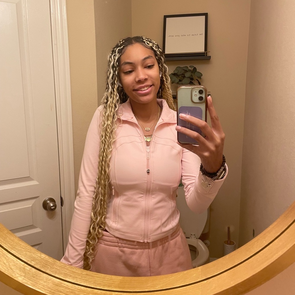 Meet your Posher, Jaida
